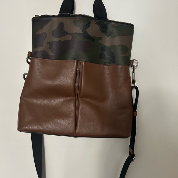 Coach Handbags - Coach Charles fold over leather bag